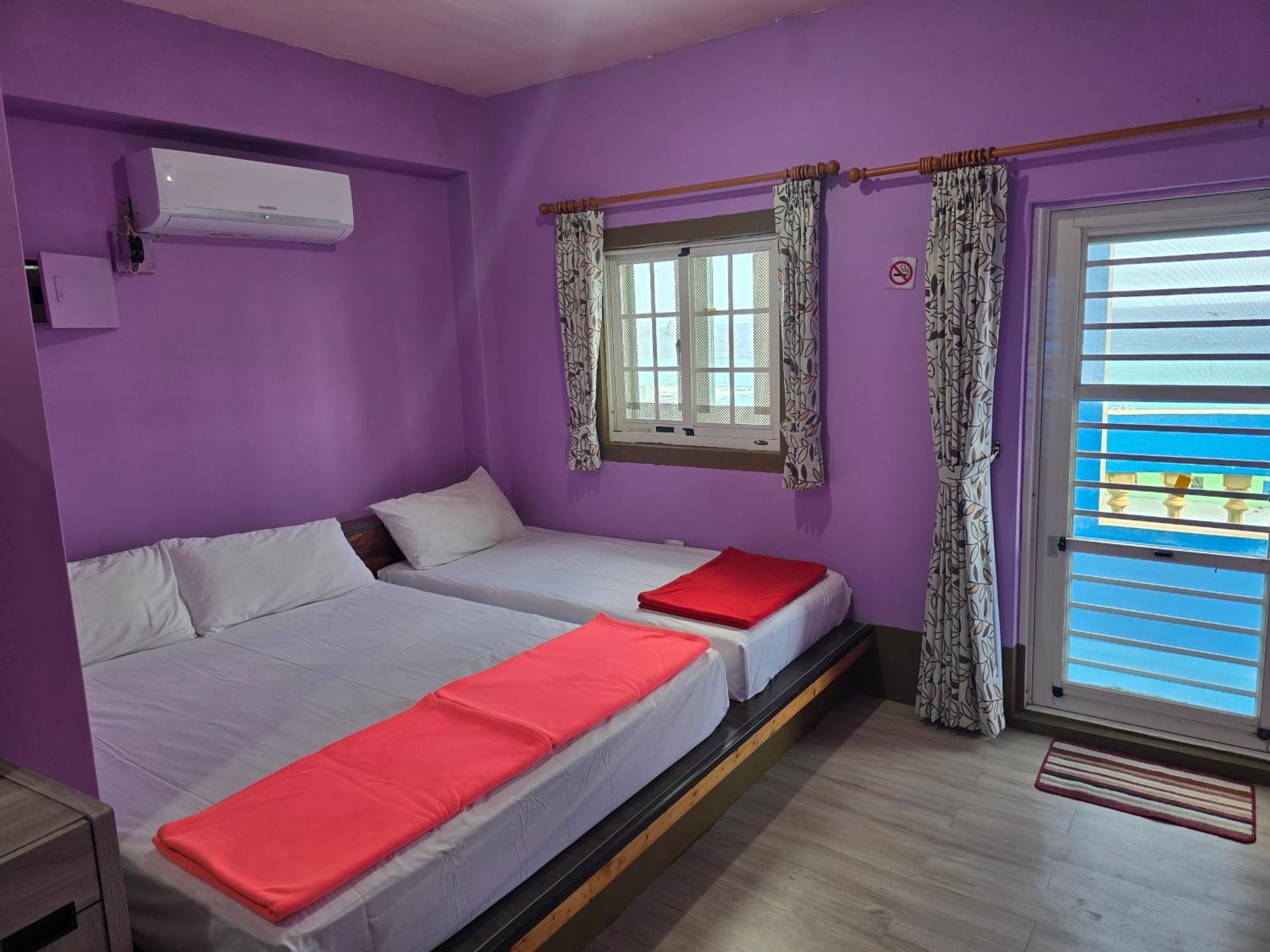 Wen Zhong Hostel Lanyu エクステリア 写真
