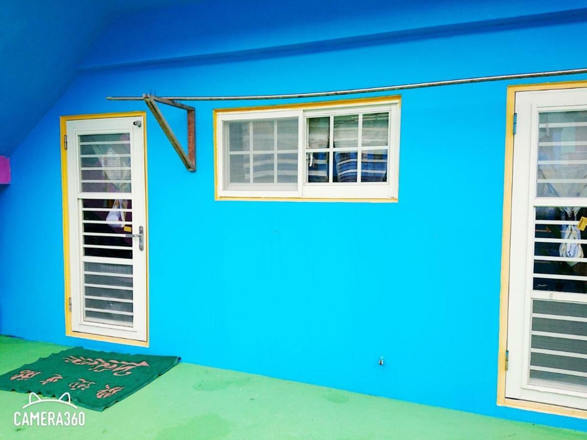 Wen Zhong Hostel Lanyu エクステリア 写真